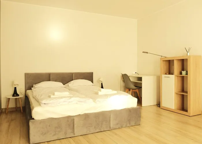 Lägenhet Cozy 5 Min Walk From Rynek Square *